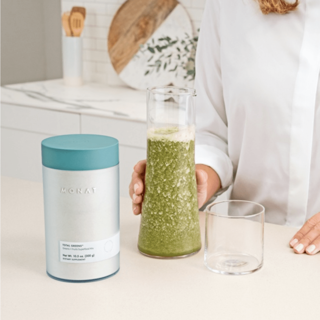 monat total greens smoothie